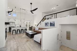 Photo #1: 6450588 Listing 