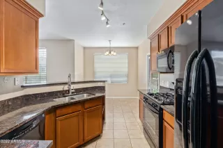 Photo #5: 6450878 Listing 