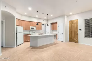 Photo #2: 6451186 Listing 