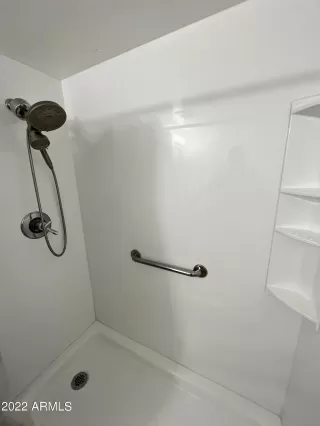 Photo #5: 6452188 Listing 