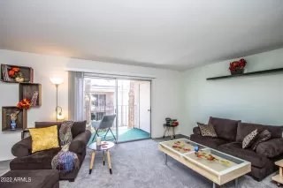 Photo #4: 6452428 Listing