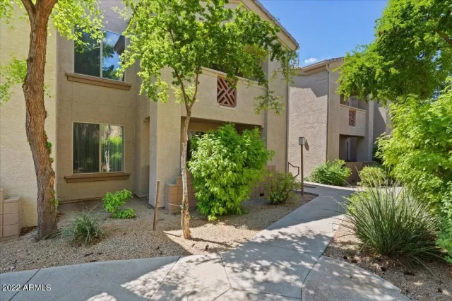 MLS: 6453257 Condo For Sale