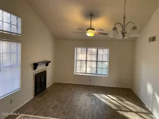 Photo #6: 6453289 Listing