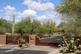 Photo #2: 6453321 Listing