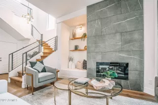 Photo #2: 6453539 Listing