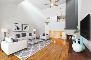 Photo #2: 6453547 Listing