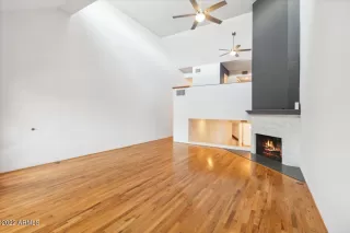 Photo #3: 6453547 Listing