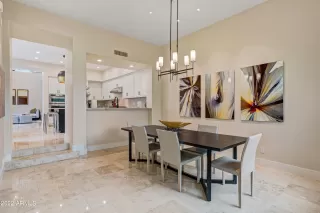 Photo #5: 6453699 Listing