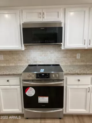 Photo #6: 6454082 Listing 