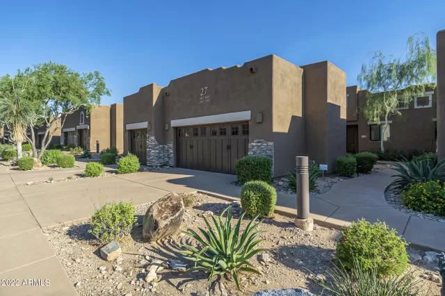 MLS: 6454672 Condo For Sale