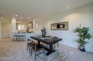 Photo #5: 6454672 Listing