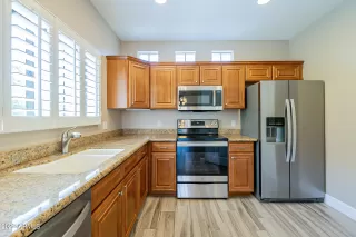 Photo #3: 6454830 Listing