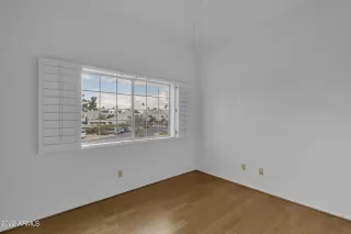 Photo #4: 6455003 Listing 