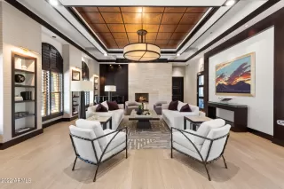 Photo #2: 6455008 Listing