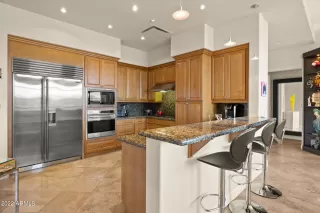 Photo #5: 6455008 Listing