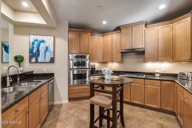 MLS: 6455085 Condo For Sale