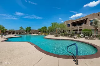 Photo #2: 6455085 Listing 