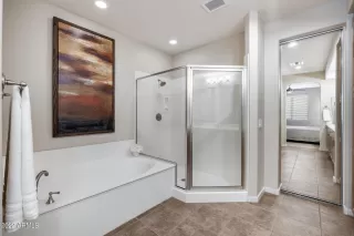 Photo #5: 6455085 Listing 