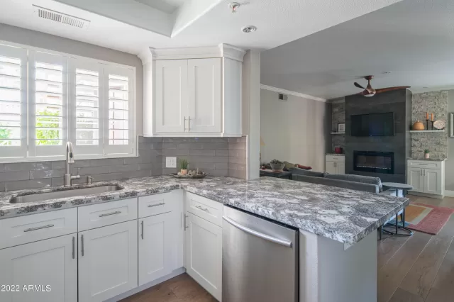 MLS: 6455615 Condo For Sale