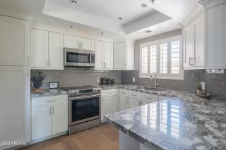 Photo #1: 6455615 Listing 