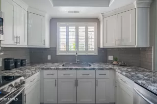 Photo #2: 6455615 Listing 