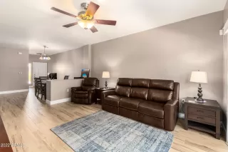 Photo #5: 6456151 Listing