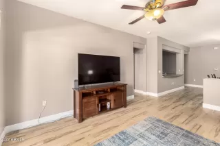 Photo #6: 6456151 Listing