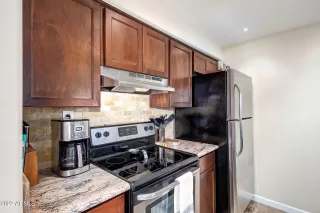 Photo #4: 6456268 Listing