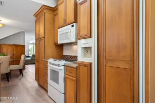 Photo #6: 6456419 Listing 