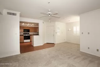 Photo #5: 6456607 Listing 