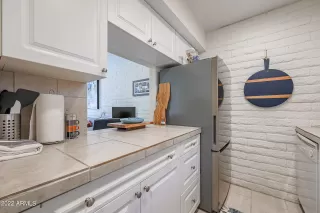 Photo #2: 6456990 Listing 