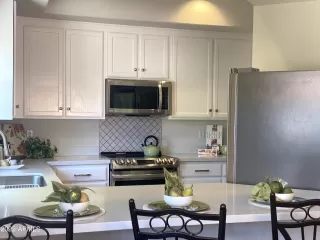 Photo #2: 6457148 Listing 