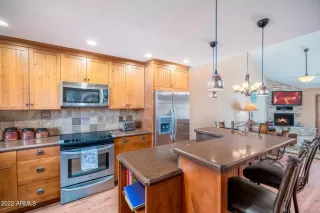 Photo #2: 6457240 Listing 