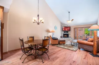 Photo #5: 6457240 Listing 