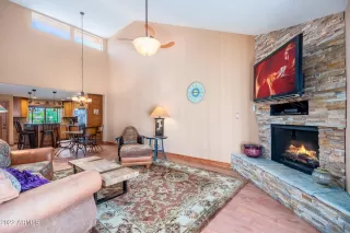 Photo #6: 6457240 Listing 