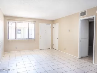 Photo #3: 6457553 Listing