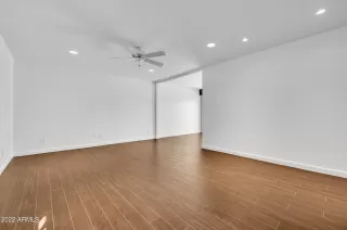 Photo #2: 6457966 Listing