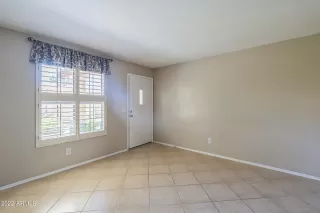 Photo #5: 6458048 Listing