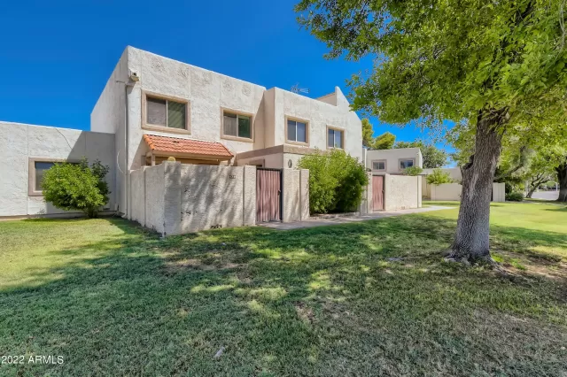 MLS: 6458791 Condo For Sale