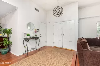 Photo #3: 6459442 Listing 