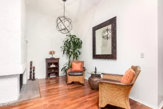 Photo #6: 6459442 Listing 