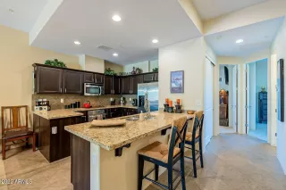 Photo #4: 6459860 Listing 