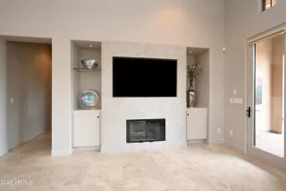 Photo #2: 6459958 Listing 