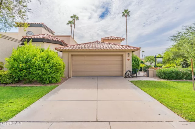 MLS: 6460259 Condo For Sale