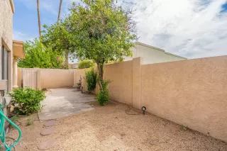 Photo #6: 6460259 Listing