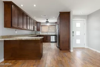 Photo #2: 6460482 Listing