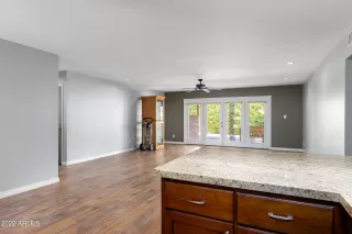 Photo #3: 6460482 Listing