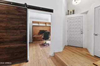 Photo #2: 6460598 Listing