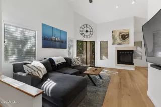 Photo #3: 6460598 Listing