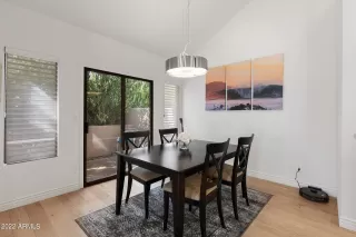 Photo #5: 6460598 Listing